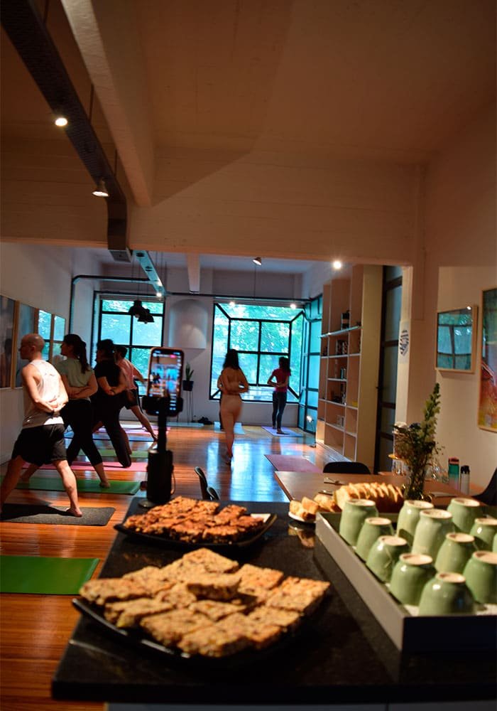encuentros-de-autor-yoga-coffee-sukha encuentros-de-autor-yoga-coffee-sukha